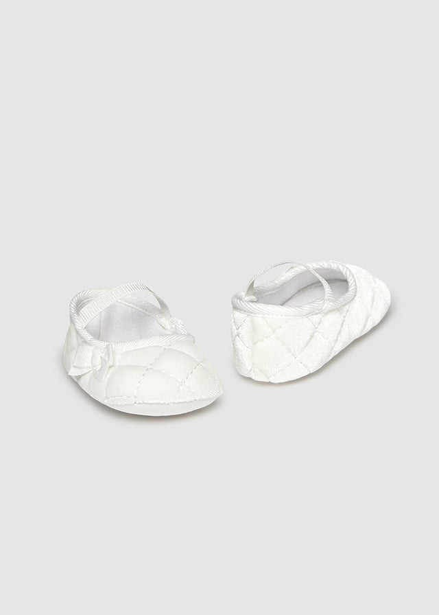 Newborn Girl Velvet White Shoes