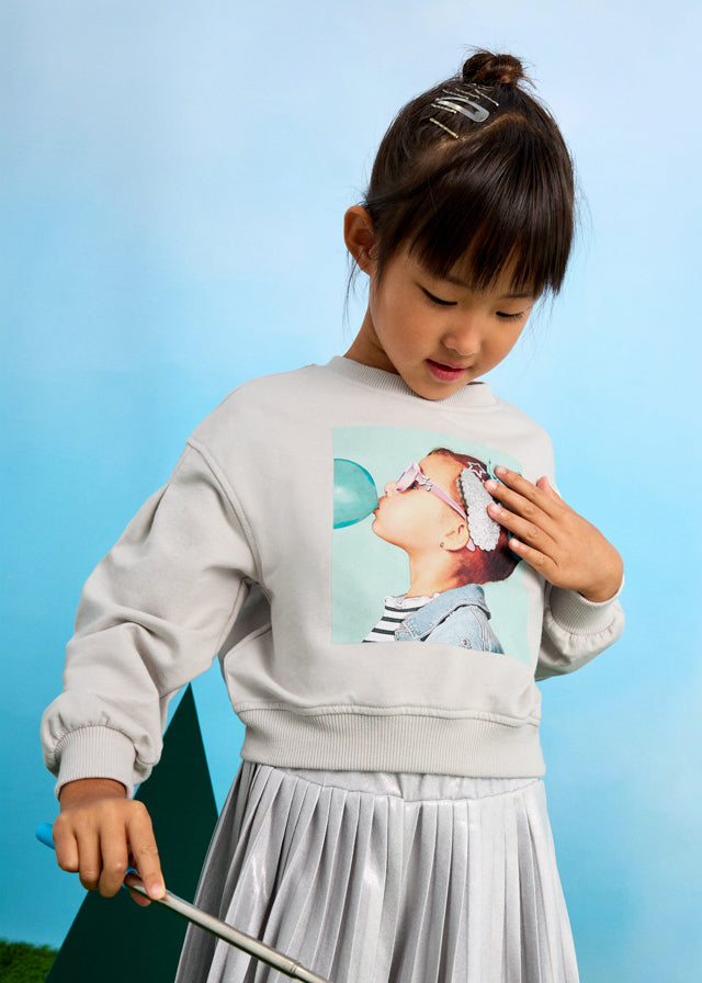 Girl's Pullover Sweatshirt