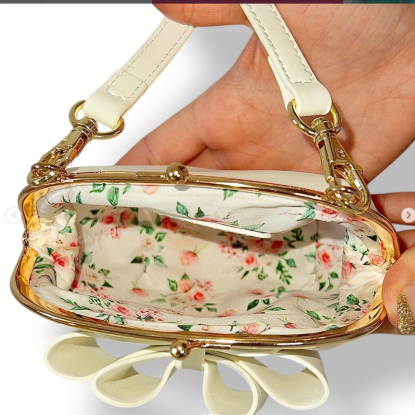 Petite Bow Clutch w/Straps