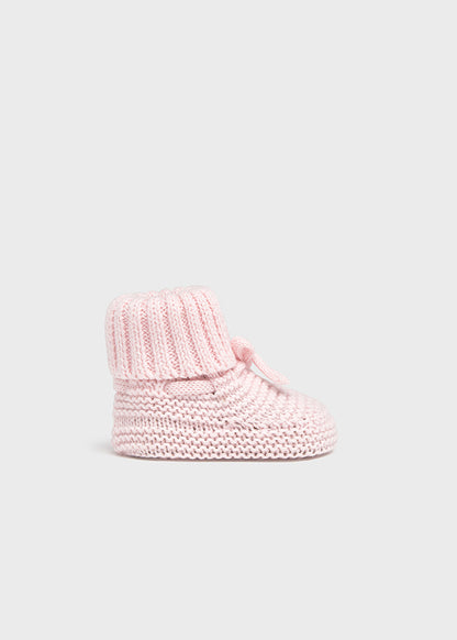 Newborn Knit Booties