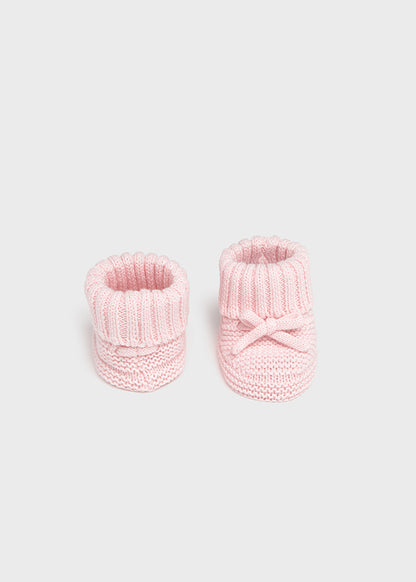 Newborn Knit Booties