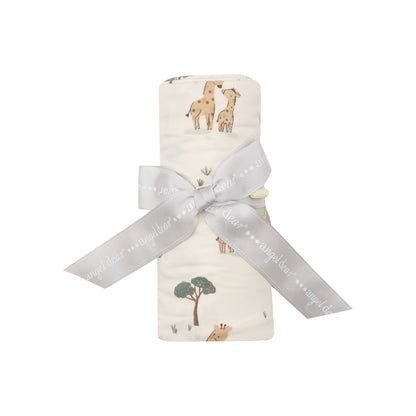 Giraffe Families Swaddle