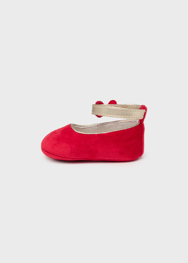 Girls red velvet sales shoes